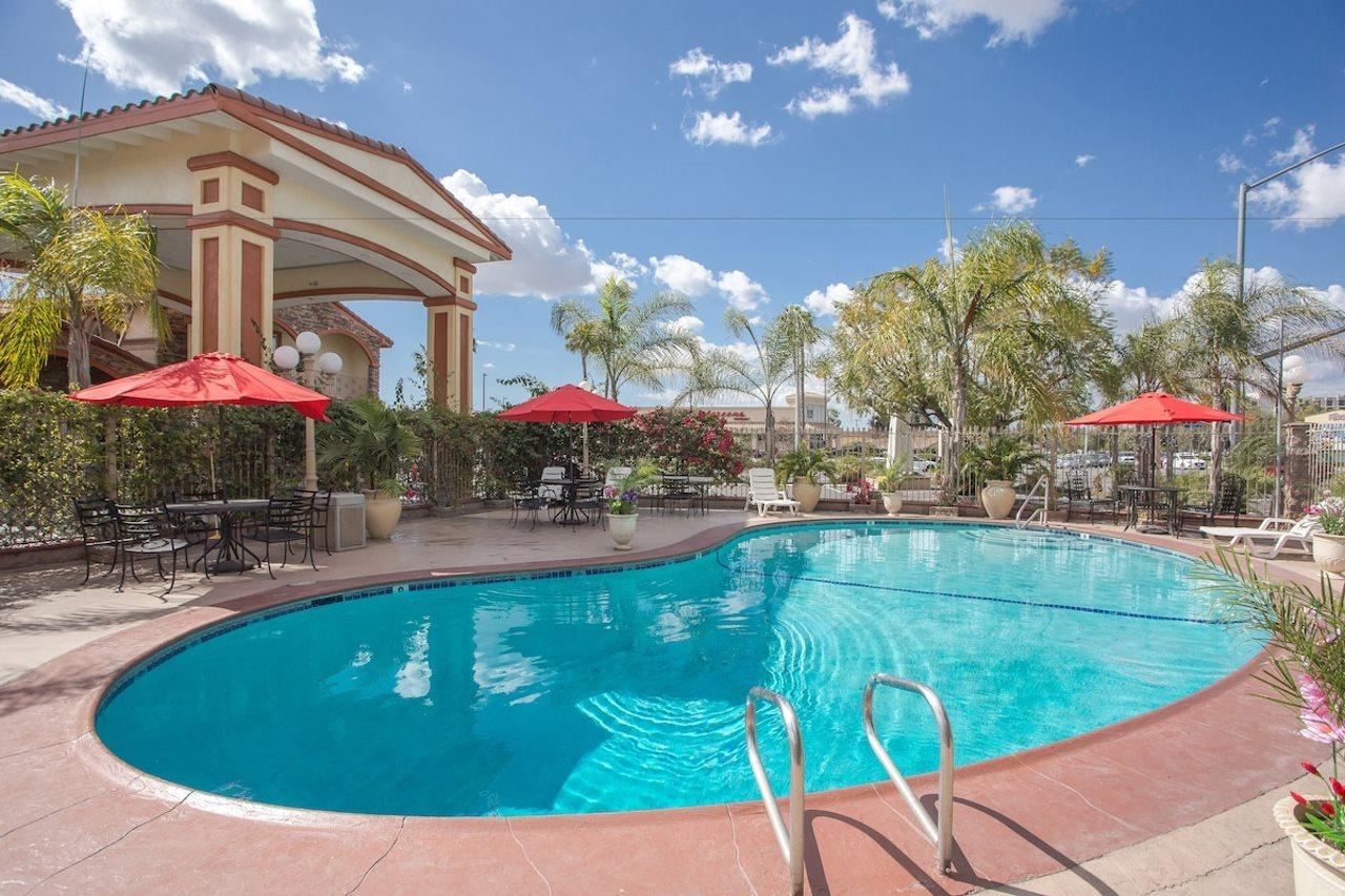 Best Inn & Suites Buena Park Exterior photo