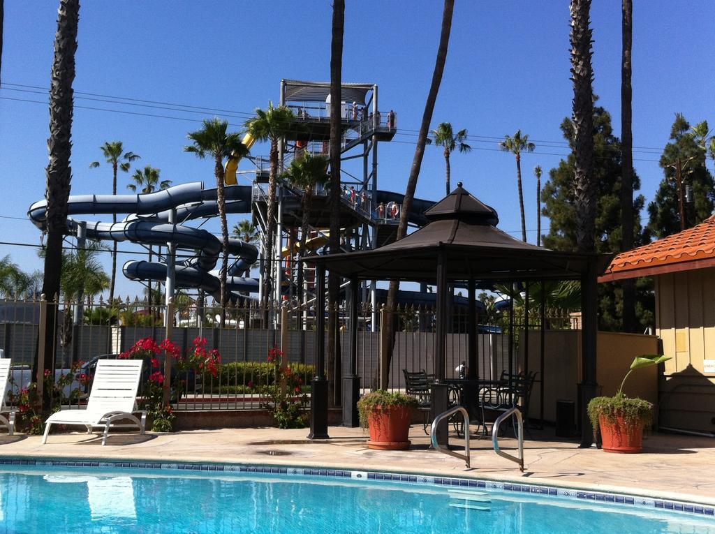 Best Inn & Suites Buena Park Exterior photo