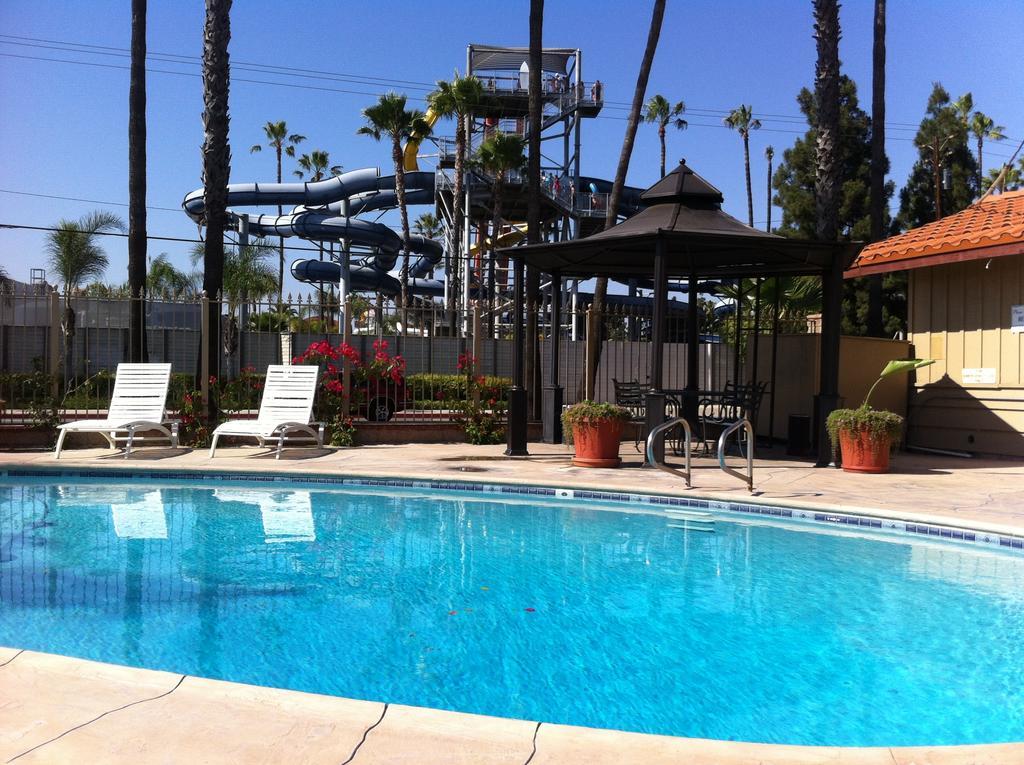 Best Inn & Suites Buena Park Exterior photo