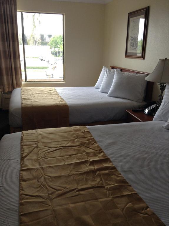 Best Inn & Suites Buena Park Exterior photo